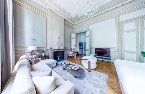 Upper Town Apartment | Sweett | Suite Signature Mas A-21