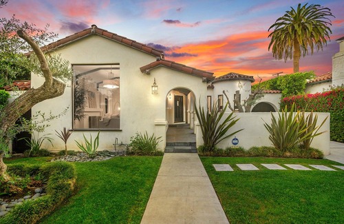 Beverly Grove Villa | SWEETZER VILLA - 3BDR LOCATION!