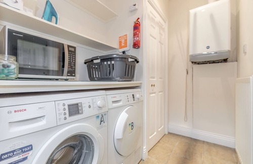 Bewerley Cottage | SWIFT COTTAGE, family friendly, with open fire in Pateley Bridge