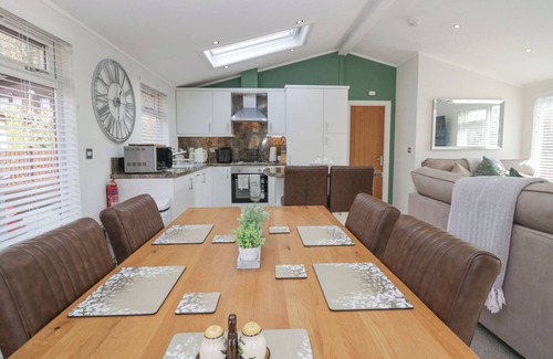 Troutbeck Cottage | SWIFTS REACH LODGE, pet friendly, with a garden in Windermere