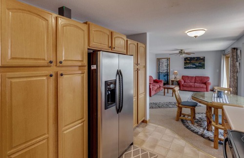 Brainerd House | Swimming, Fishing, Firepit, Amazing Views!