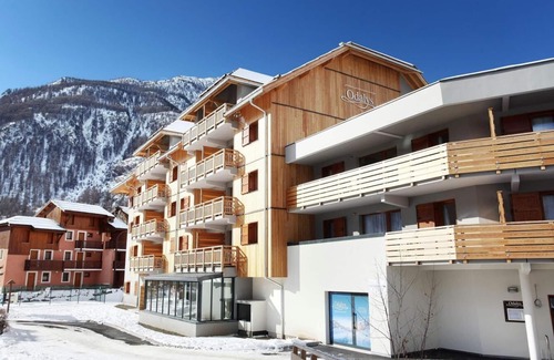 La Salle-les-Alpes Apartment | Swimming pool, parking, tv, ski locker, 39-49m², Serre Chevalier