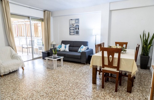 Santa Pola Apartment | Swimming pool, tennis, parking wifi 100 mts from the beach. Centrally located. Suitable for pets. AACC
