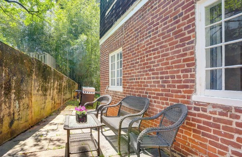 Lynchburg House | 'Swimming Under the Stars' Lynchburg Apt w/Pool!
