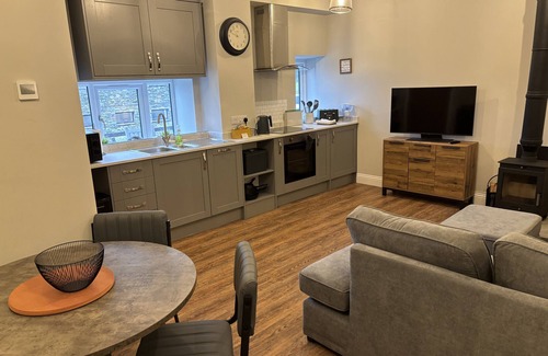 Penrith House | SWIRRAL EDGE COTTAGE, family friendly, with open fire in Glenridding