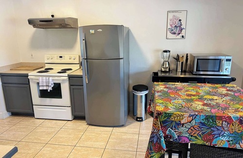 Groveland House | SWISS 53-Lake Denise