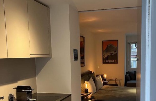 District 6 Apartment | Swiss Art Apartment City Center