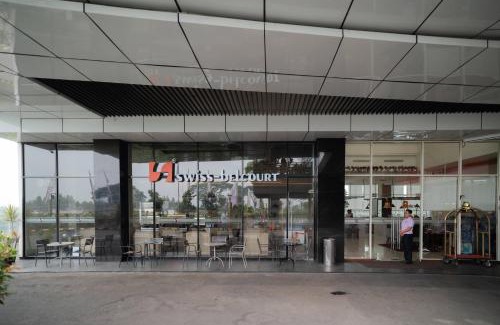 Serpong Hotel | Swiss-Belcourt Serpong