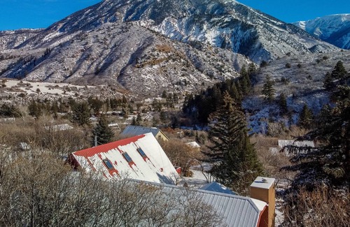 Swiss Village House | Swiss Village Cottage - Stylish Forest Retreat