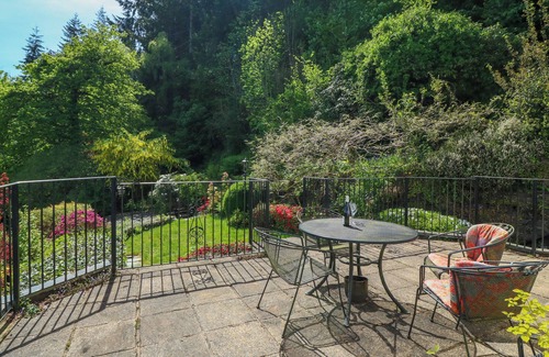 Llanrhychwyn Cottage | SWN Y COED, pet friendly, character holiday cottage in Llanrwst