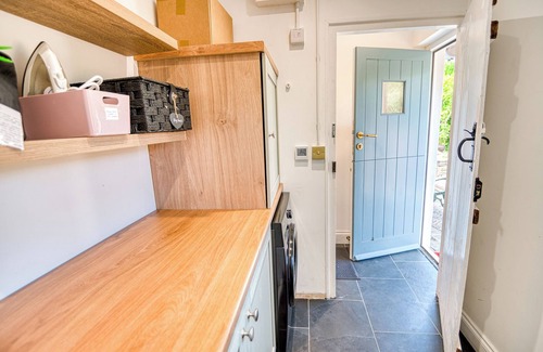 Abereiddy Cottage | Swn y Mor, Holiday Cottage Abereiddy, Sleeps 6, 3 bedrooms, bathrooms
