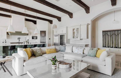 Stoneview House | SWSS Casa Consola: Retreat 9 Beds | Pool Hot Tub Putting Green Office Game Room Ping Pong