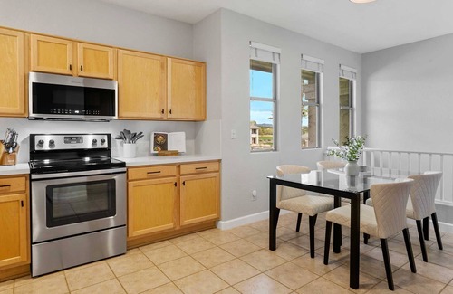 Kierland Condo | SWSS Kierland Greens: FAMILY/Luxurious Kierland Greens Condo: Gated Community, Heated Pool, CLEAN.