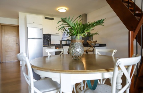 Guayacanes Apartment | Sybaris Residences