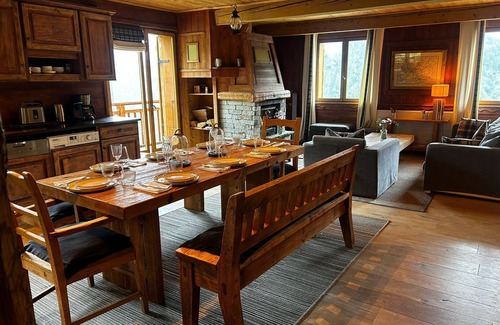 Les Varcins Ski Chalet | Sycamore Alpine Retreat - 5 mins from the slopes