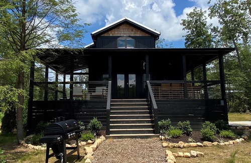 Tracy City House | Sycamore Shores - Lakefront Home