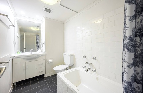 Darling Harbour Apartment | Sydney CBD 1Br with Spa/Pool/Sauna/Gym by ICC