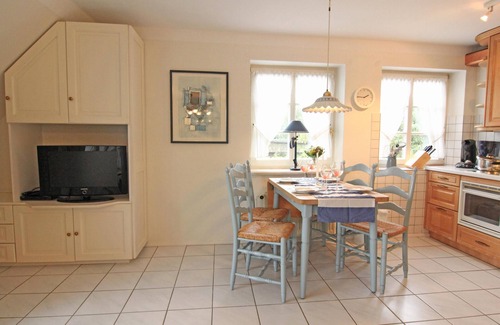 Munkmarsch Apartment | Sylt is a valuable habitat and a soothing vacation spot, a paradisiacal realm of peace and tranquillity.