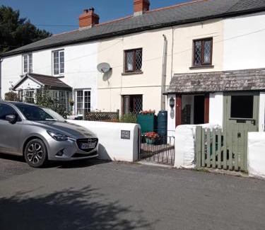 Bucks Cross House | Sylvie's Country Cottage North Devon