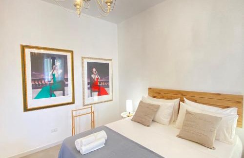 Sannicola Apartment | Symphony Sound Villa with Pool