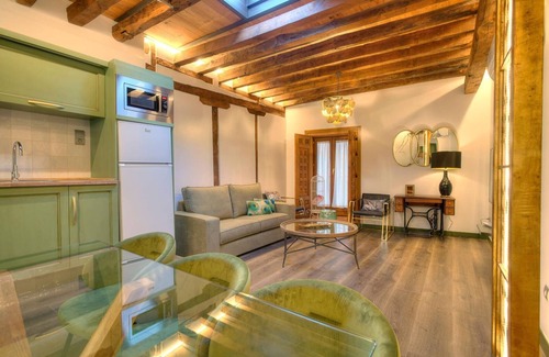 Toledo City Center Apartment | SYNAGOGUE 6 DELUXE WITH PRIVATE TERRACE
