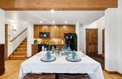 Tamarack Cottage | Syringa Cottage - Wonderful Cottage |Ski In/Out | Private Hot Tub