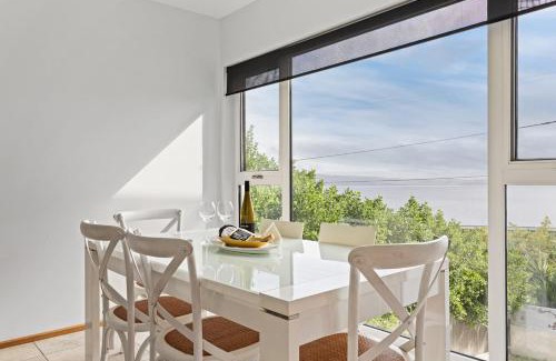 Opossum Bay House | 'Syrrah Serenity' Beachfront Bliss at Opossum Bay