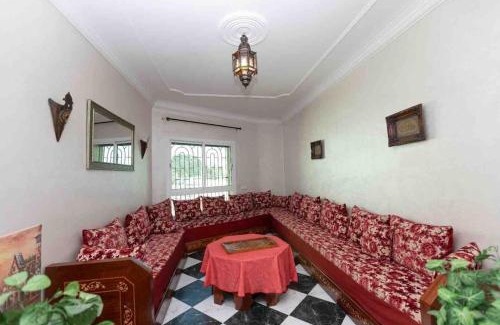 Tetouan Apartment | Tétouan Martil Spacieux 2CH 2SDB Confort Parking Gratuit & WIFI FIBRE OPTIQUE!