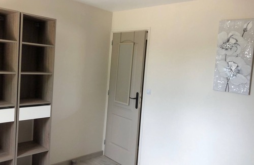 Cardonville House | T'che Dedee