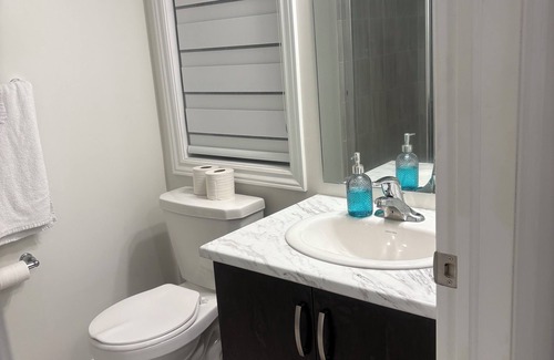 Durham Region House | t Private, cozy 1 bedroom guest suite in Oshawa with free parking.