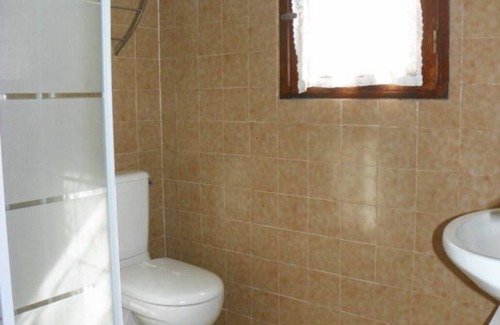 Letia Apartment | T1 - 14 km beaches - INTERNET - PARKING - MOTORBIKE GARAGE