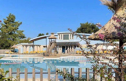 Barbotan-les-Thermes Apartment | T1 bis Apartment for 2 in Barbotan - Peaceful Residence