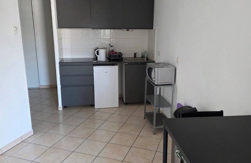 Le Rouet Apartment | T1 close to the stadium, the fairground and the sea