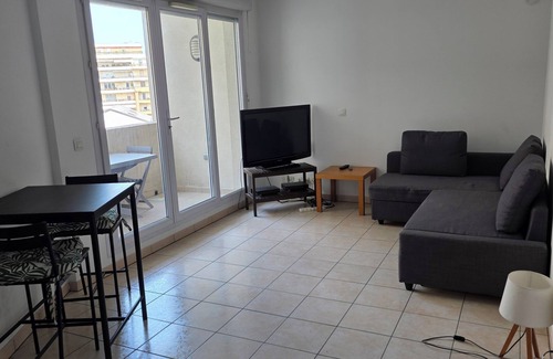 Le Rouet Apartment | T1 close to the stadium, the fairground and the sea
