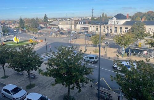Bourges Apartment | T2 4 pers face gare SNCF Appart Hotel le Cygne 3