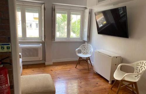 Alvalade Apartment | T2 Alvalade em Lisboa para 3 Pessoas