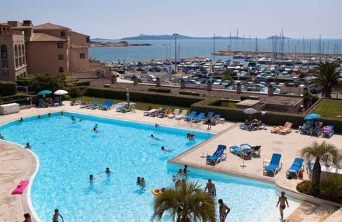 Six-Fours-les-Plages Apartment | T2 apartment with pool/seaside