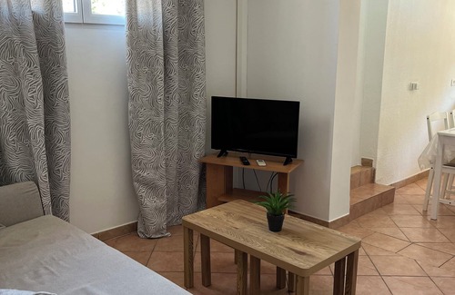 Frejus Apartment | T2 apartment in condominium (Villa) with pool access