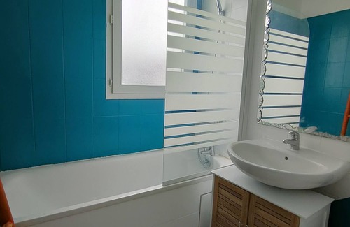 Sainte Marie Apartment | T2 apartment - Sainte-Marie - 10 min from the airport