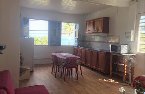 La Trinite Apartment | T2 apartment sea view, close to beaches and local shops
