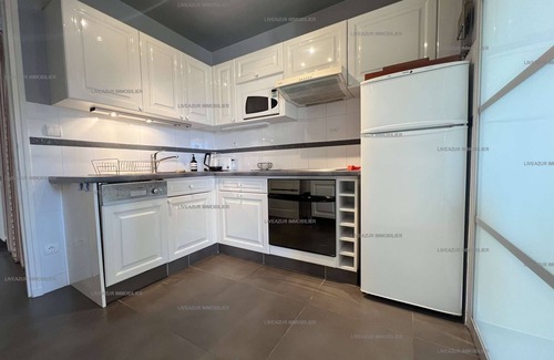 Sanary-sur-Mer Apartment | T2 apartment within walking distance of the beach and port for 4. WIFI.