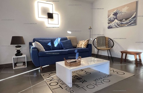 Sanary-sur-Mer Apartment | T2 apartment within walking distance of the beach and port for 4. WIFI.