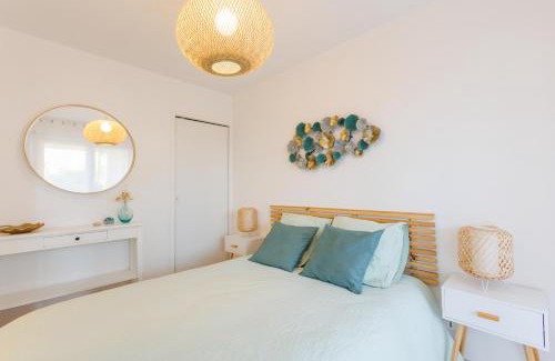 Giens Apartment | T2 avec jardin, clim & piscine - Proche plages et randos, parking privé - La Rascasse