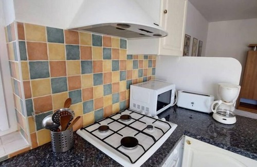 Greoux-les-Bains Apartment | T2 Climatisé-plain Pied, Terrasse & Parking Privé