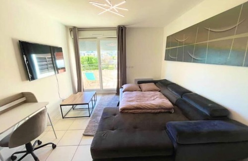 Croix-d'Argent Apartment | T2 comfort close to EVERYTHING + Parking + WiFi