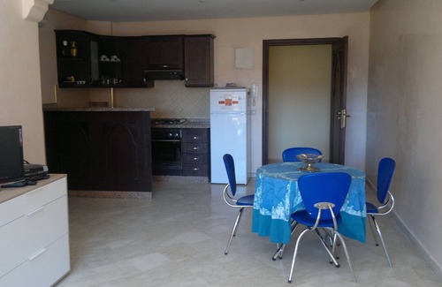 El Hara Apartment | T2 Conveniently located downtown Gueliz-plaza/limit wintering near Medina &