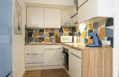 Rochefort Apartment | T2 cosy Port de plaisance Parking-wifi gratuit