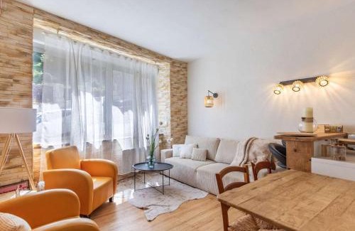 Cauterets Apartment | T2 cosy, rénové, près des thermes et randonnées - FR-1-401-309