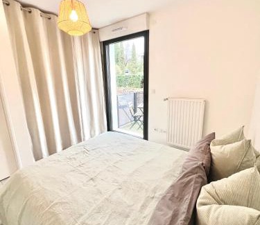 Chatel-Guyon Apartment | T2 dans résidence calme - proche des thermes et du centre