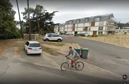 Saint-Jean-de-Monts Apartment | T2 Dans une Résidence Calme. Thalasso, Accrobranches, Pôle Nautique, mer Proches